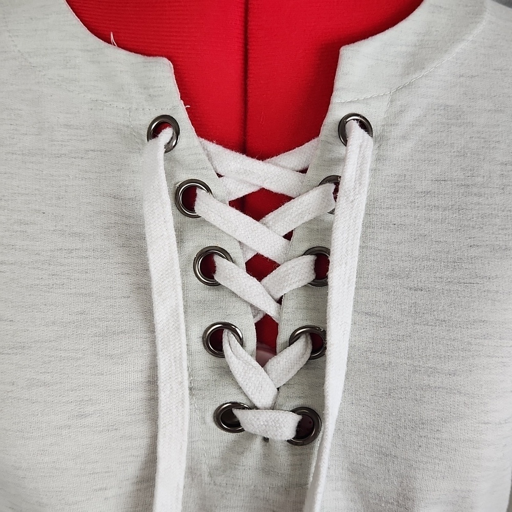 Women's Cream Lace-Up Cropped Sweatshirt Pullover Top Size M - Picture 4 of 10